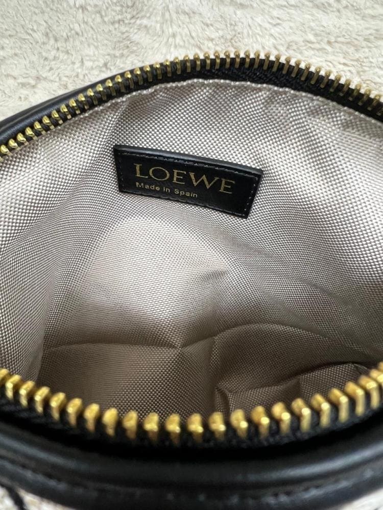 Bolso Loewe Small Cubi Bag Premium