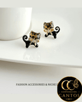 Aretes Broquel Gato Chic Animado (Acero 316L)